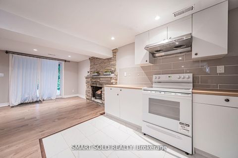 Photo 21 at 120 Abbeywood Trail, Don Mills, Toronto