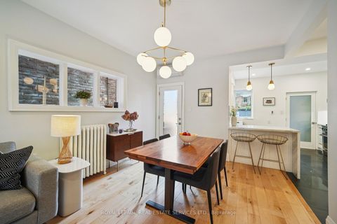 Photo 10 at 29 Parkside Drive, Swansea, Toronto