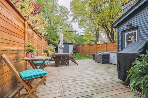 Photo 39 at 29 Parkside Drive, Swansea, Toronto