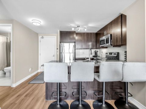 Photo 5 at 613 - 15 James Finlay Way, CFB, Toronto