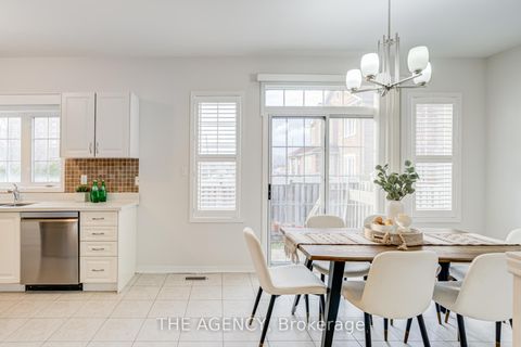 Photo 10 at 6 Levellands Crescent, Langstaff, Richmond Hill