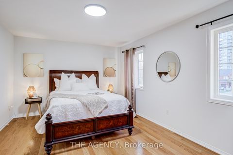 Photo 19 at 6 Levellands Crescent, Langstaff, Richmond Hill