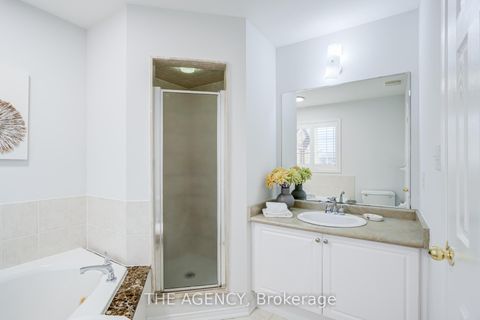 Photo 21 at 6 Levellands Crescent, Langstaff, Richmond Hill