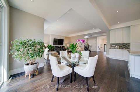 Photo 14 at 212 Sussex Avenue, Harding, Richmond Hill