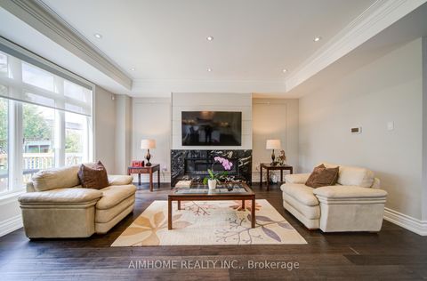 Photo 16 at 212 Sussex Avenue, Harding, Richmond Hill