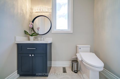 Photo 19 at 212 Sussex Avenue, Harding, Richmond Hill