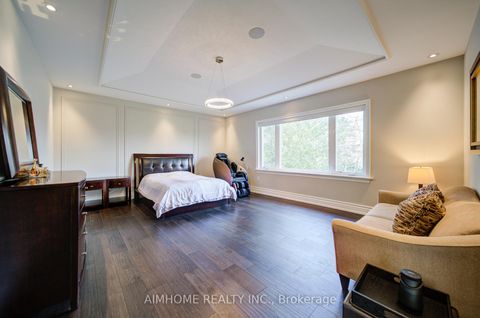 Photo 23 at 212 Sussex Avenue, Harding, Richmond Hill