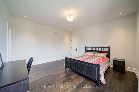 Photo 31 at 212 Sussex Avenue, Harding, Richmond Hill