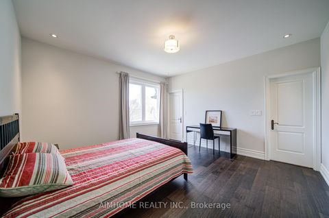 Photo 32 at 212 Sussex Avenue, Harding, Richmond Hill