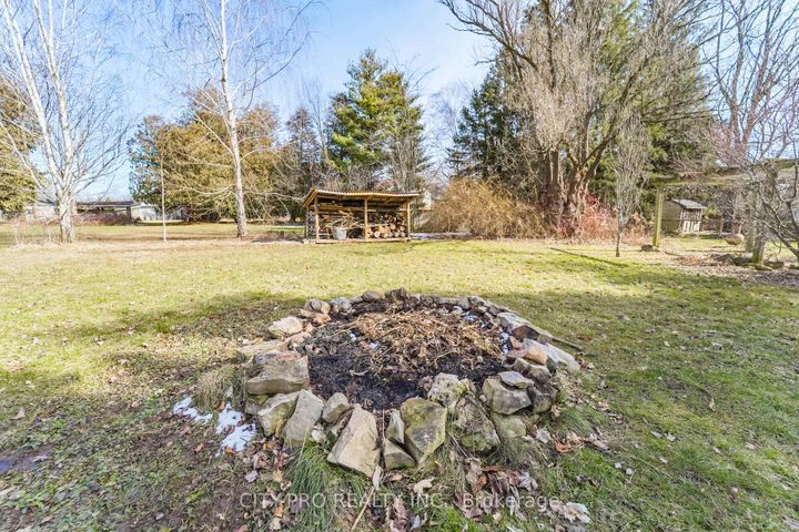 Photo 10 at 443 5th Concession Road W, Rural Flamborough, Hamilton