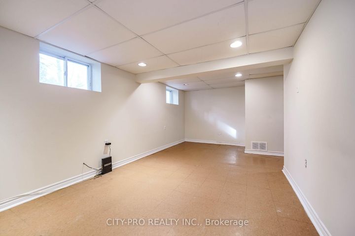 Photo 35 at 443 5th Concession Road W, Rural Flamborough, Hamilton