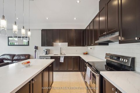 Photo 16 at 45 - 8777 Dufferin Street, Patterson, Vaughan