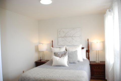 Photo 8 at 116 Lord Roberts Drive, Eglinton East, Toronto