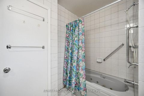 Photo 25 at 7 Pettit Drive, Richview, Toronto