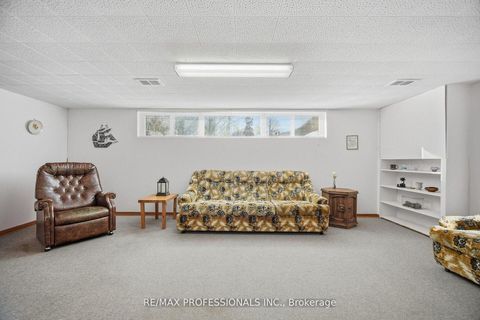 Photo 30 at 7 Pettit Drive, Richview, Toronto