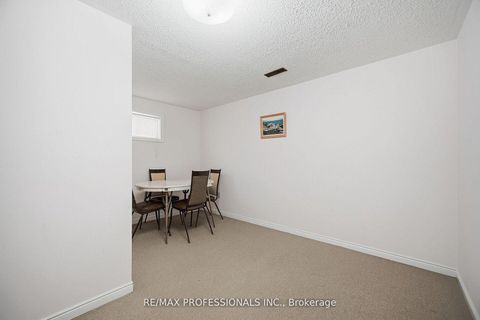 Photo 35 at 7 Pettit Drive, Richview, Toronto