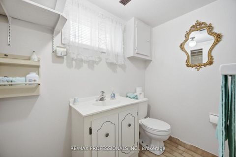 Photo 37 at 7 Pettit Drive, Richview, Toronto