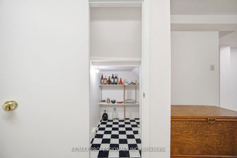 Photo 40 at 7 Pettit Drive, Richview, Toronto