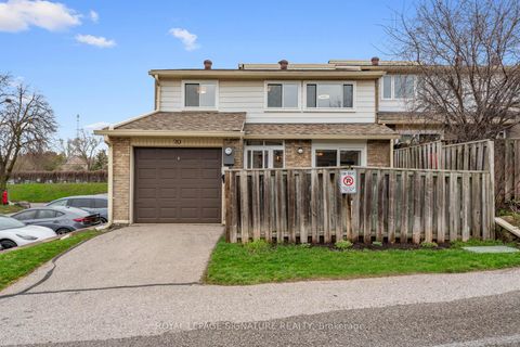 Photo 1 at 20 Crest Fern Way, Don Valley Village, Toronto