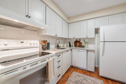 Photo 18 at 20 Crest Fern Way, Don Valley Village, Toronto