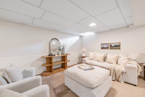 Photo 35 at 20 Crest Fern Way, Don Valley Village, Toronto