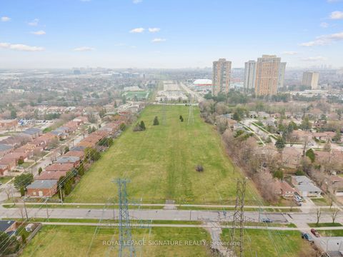 Photo 45 at 20 Crest Fern Way, Don Valley Village, Toronto