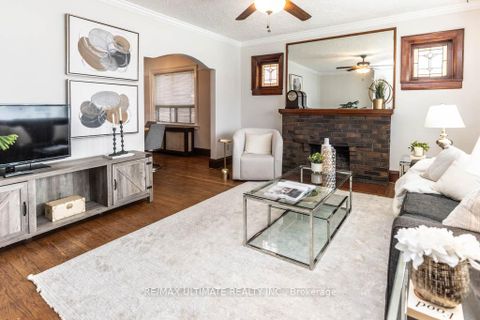 Photo 4 at 41 Thirty Third Street, Long Branch, Toronto