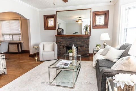 Photo 5 at 41 Thirty Third Street, Long Branch, Toronto