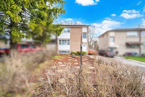 Photo 1 at 87 Overture Road, West Hill, Toronto