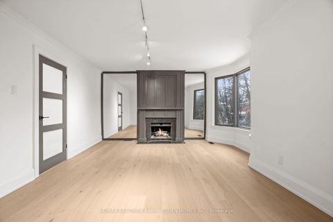 Photo 16 at 231 Macpherson Avenue, Casa Loma, Toronto