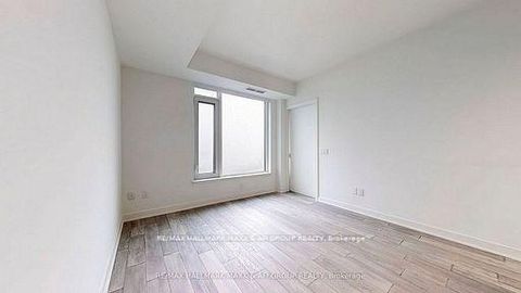 Photo 9 at 2510 - 11 Yorkville Avenue, Annex, Toronto