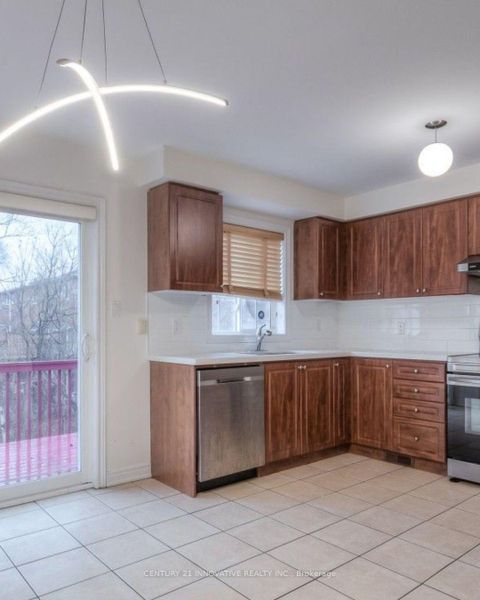 Photo 13 at 4269A Lawrence Avenue E, West Hill, Toronto