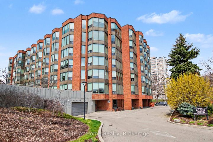 Photo 2 at 405 - 2121 Lakeshore Road, Brant, Burlington