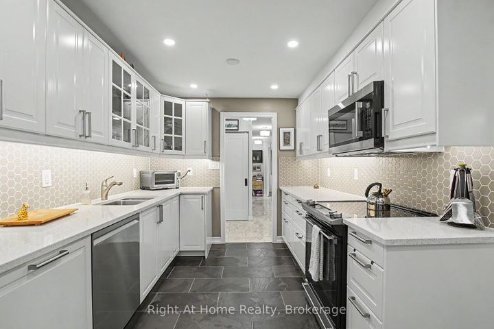 Photo 20 at 405 - 2121 Lakeshore Road, Brant, Burlington