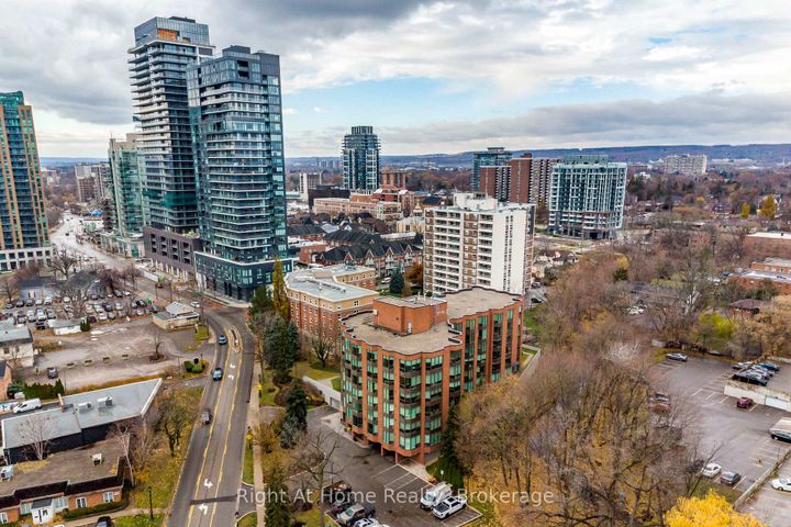 Photo 32 at 405 - 2121 Lakeshore Road, Brant, Burlington