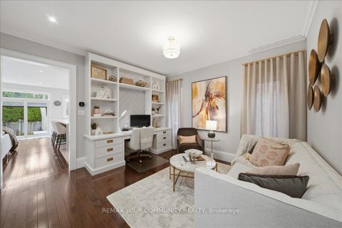 Photo 5 at 42 Sandy Point Drive, Westbrook, Richmond Hill