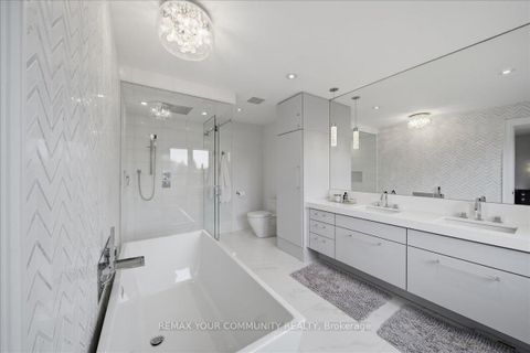 Photo 20 at 42 Sandy Point Drive, Westbrook, Richmond Hill