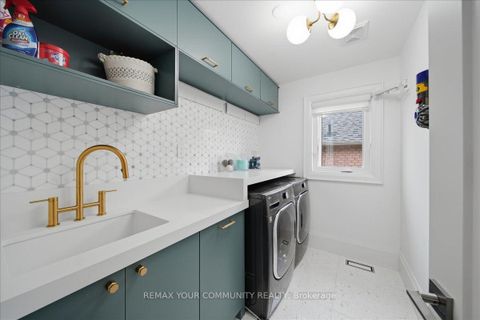 Photo 25 at 42 Sandy Point Drive, Westbrook, Richmond Hill