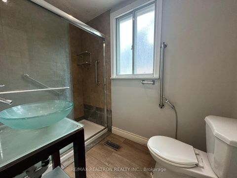 Photo 7 at 125 Treverton Drive, Ionview, Toronto