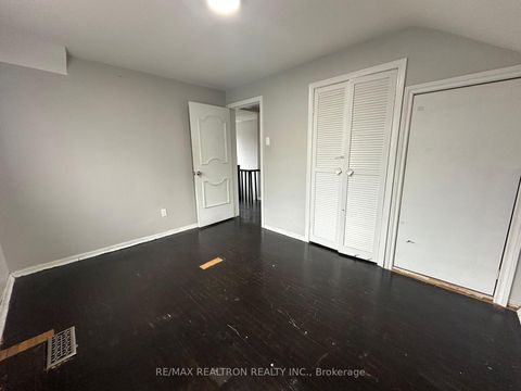 Photo 15 at 125 Treverton Drive, Ionview, Toronto