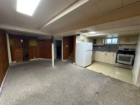 Photo 16 at 125 Treverton Drive, Ionview, Toronto