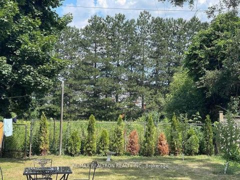 Photo 27 at 125 Treverton Drive, Ionview, Toronto