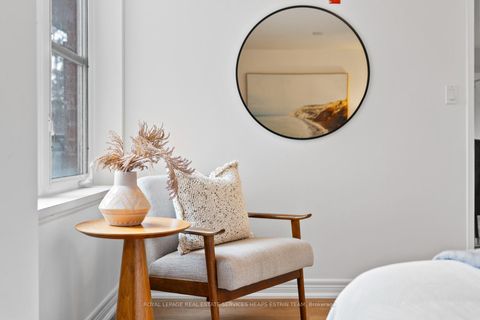 Photo 14 at 201 - 645 Millwood Road, Mount Pleasant East, Toronto