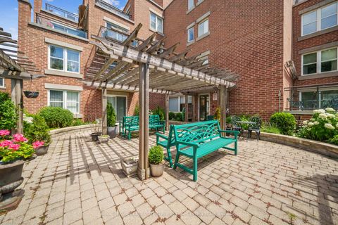 Photo 24 at 201 - 645 Millwood Road, Mount Pleasant East, Toronto