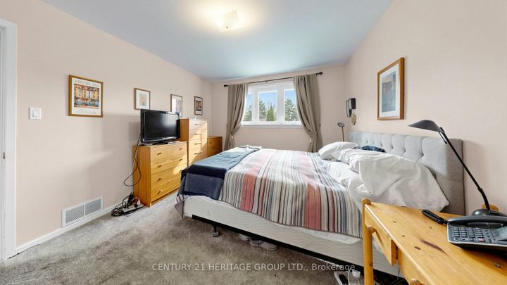 Photo 19 at 72 Romfield Circuit, Royal Orchard, Markham