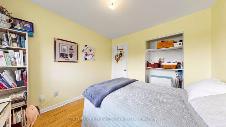 Photo 22 at 72 Romfield Circuit, Royal Orchard, Markham