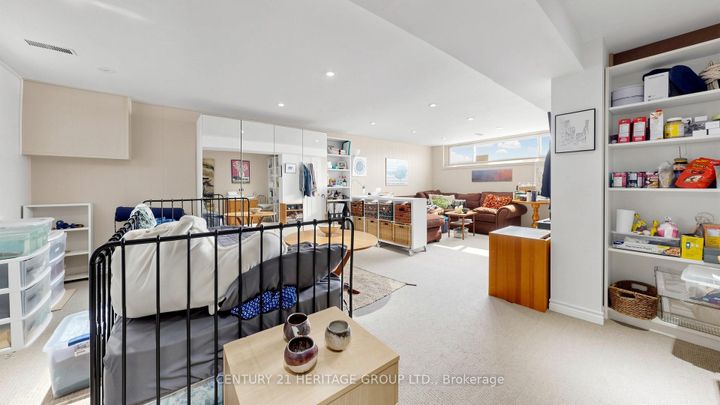 Photo 34 at 72 Romfield Circuit, Royal Orchard, Markham