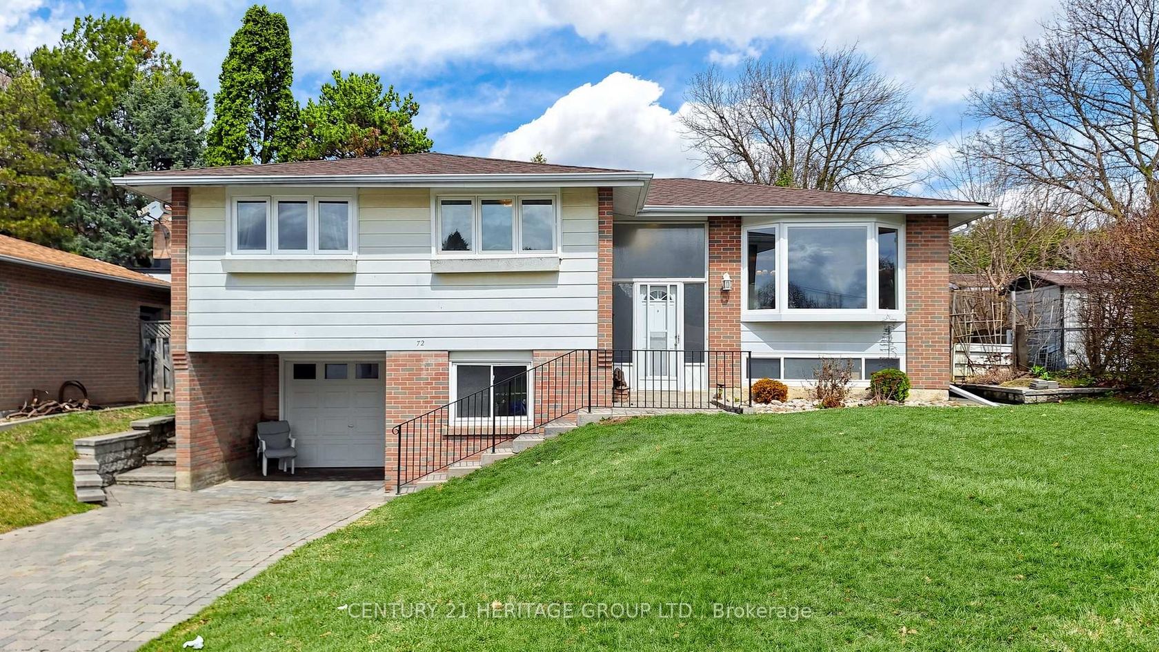 72 Romfield Circuit, Royal Orchard, Markham 2