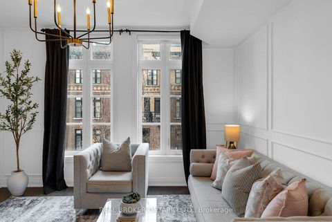 Photo 3 at 43 - 8167 Kipling Avenue, West Woodbridge, Vaughan