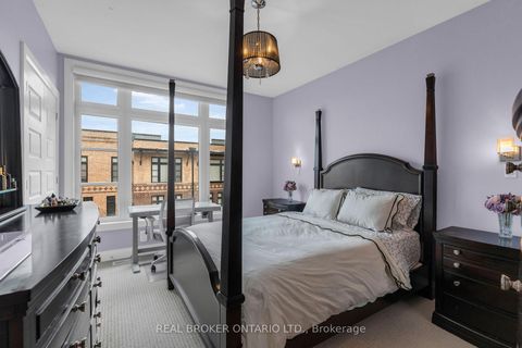 Photo 12 at 43 - 8167 Kipling Avenue, West Woodbridge, Vaughan